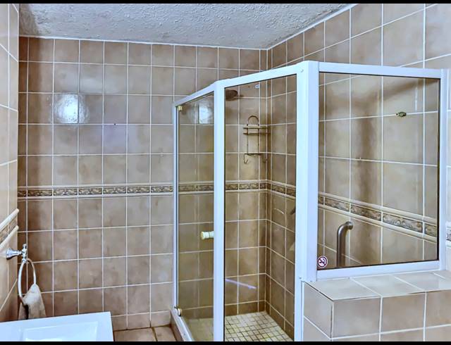 3 BEDROOM APARTMENT FOR SALE IN BALLITOVILLE